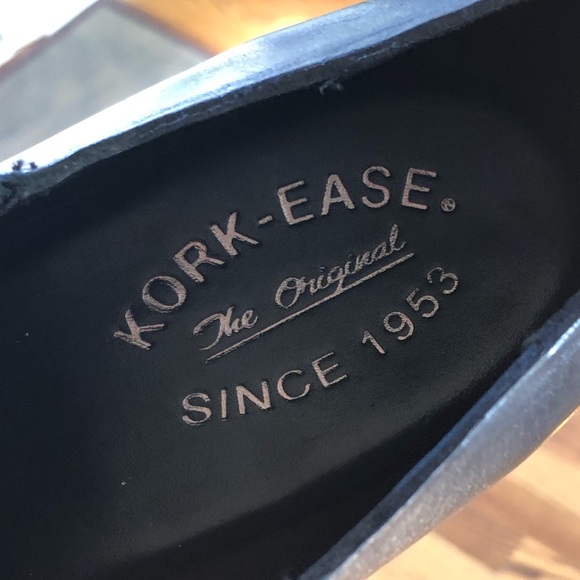 Kork-Ease Black Leather Bootie - Size 9.5 - Picture 9 of 10